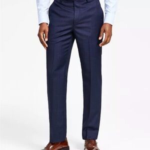 Lauren - Ralph Lauren
Men's Classic-Fit UltraFlex Stretch Flat Front Suit Pants